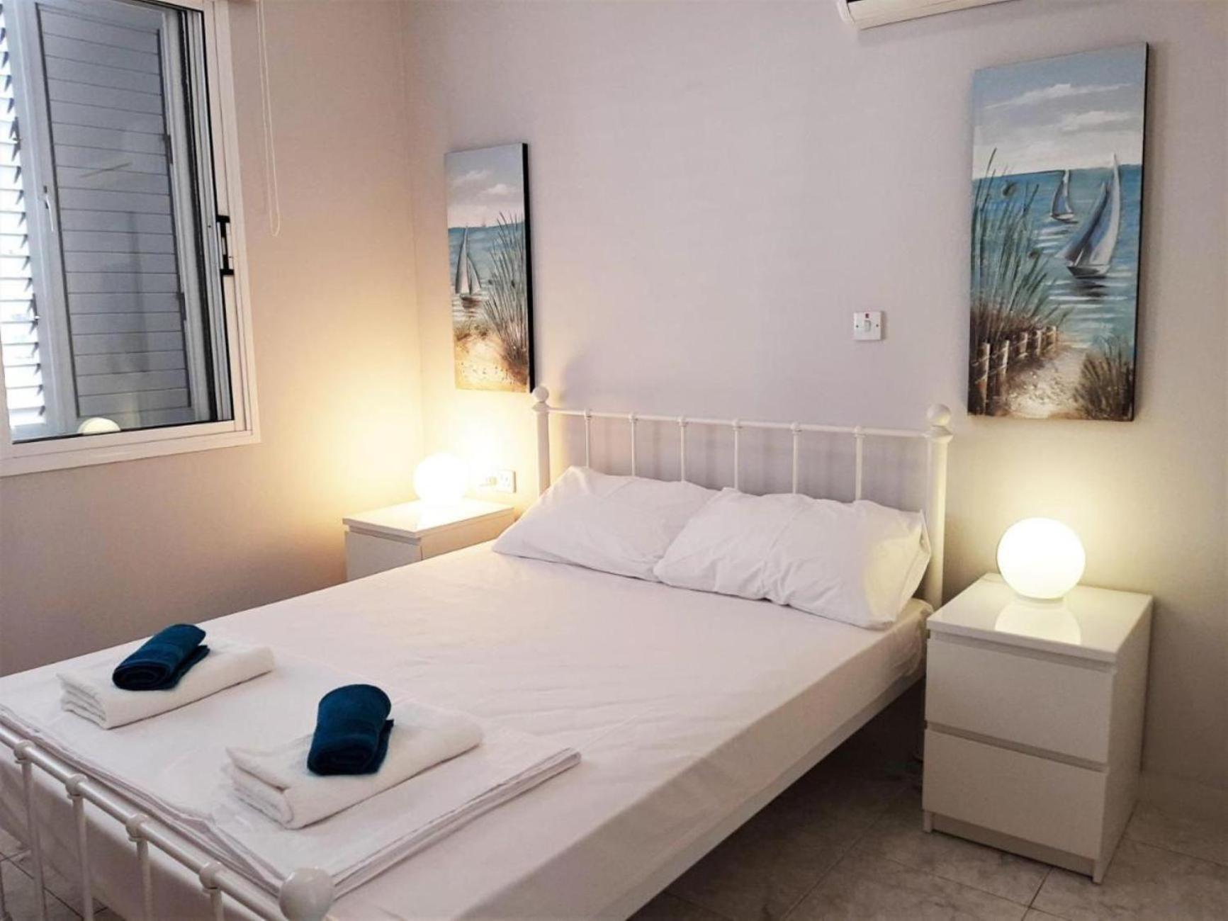 H&O Danaos Sea Breeze Apartment Пафос Екстериор снимка