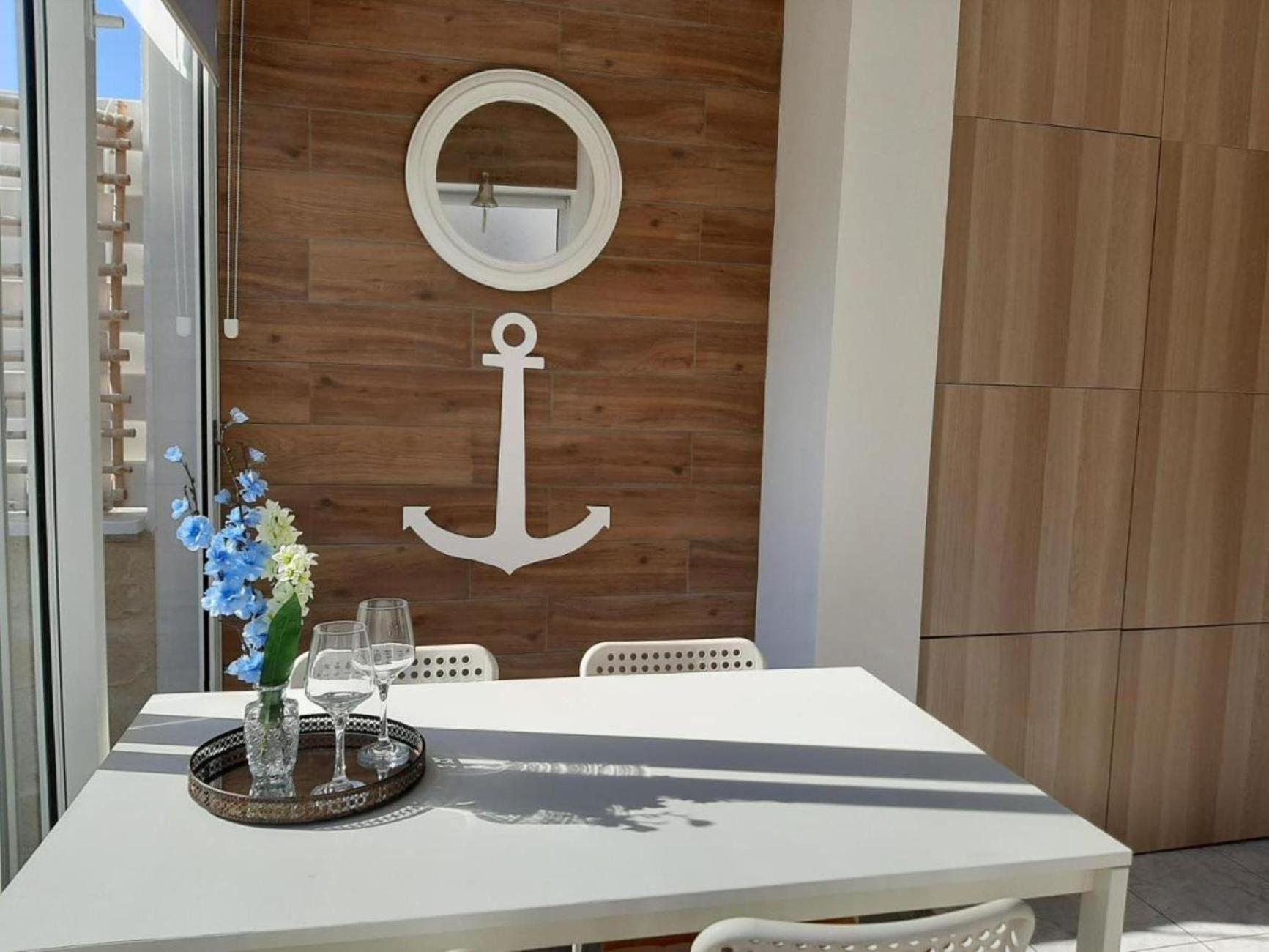 H&O Danaos Sea Breeze Apartment Пафос Екстериор снимка